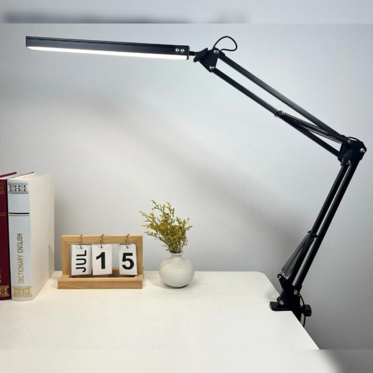 Lampa LED de Birou cu Reglaj Intensitate